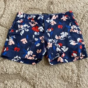 Banana Republic floral shorts size 6